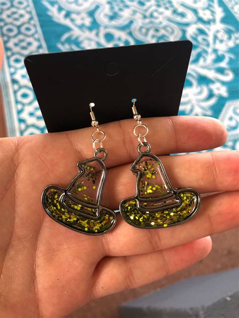 Witch hat earrings
